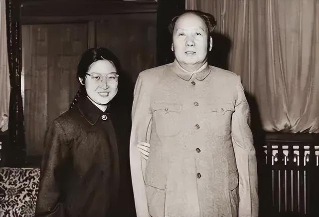 1966年，李讷拜访李敏，李敏开门见山的问到：你来找我有什么事？
