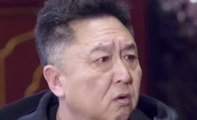 钱再多也没用，官媒出手揭露岳云鹏夫妇真实现状，走上于谦的老路