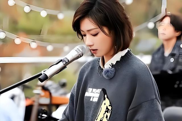 她因美貌受骚扰，拒绝导演7次后被雪藏多年，43岁又凭实力翻红