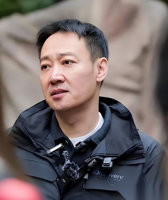 李乃文也没想到，朱媛媛离世仅半年，辛柏青已经走上了另一条路