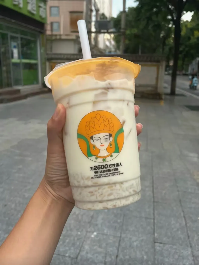 成都出发，8月最值得去的6座避暑小城，盲选都好玩！