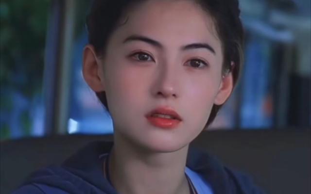 年轻时管不住下半身，如今却让18岁儿子买了单，张柏芝她后悔吗？