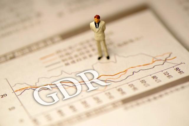 从网景到OpenAI：技术革命中的资本轮回与生存法则
