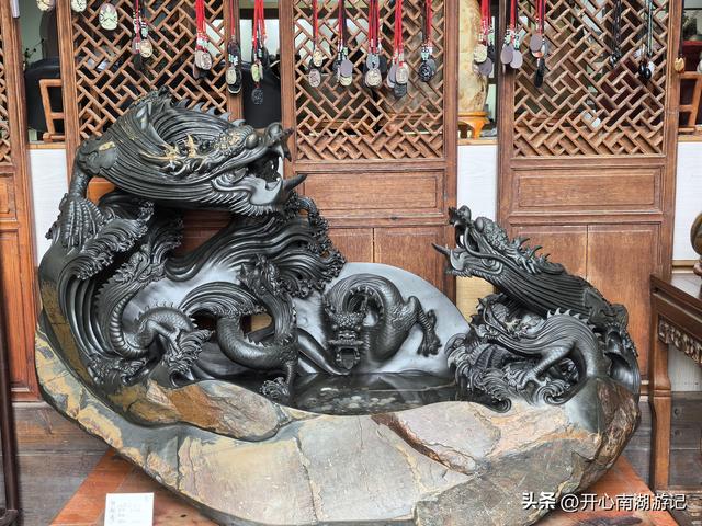 2025年秋老姐俩江西行，去篁岭看晒秋