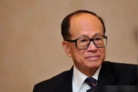 两任特首下场喊话，李嘉诚迎来终极灵魂拷问图片