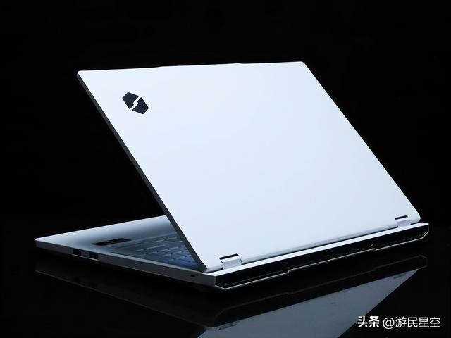 最高差70%！锐龙9955HX&酷睿U9 275HX游戏本对决