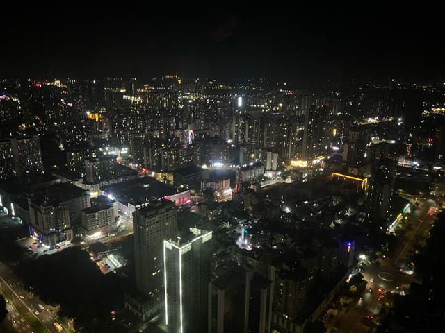 河南郑州管辖范围变迁，经过3次扩容，将开封的6个县纳入版图