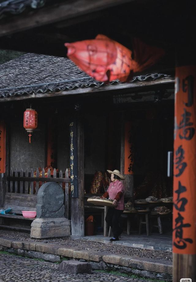 我宣布：这才是福建最美的古村！15元住进800年烟火气