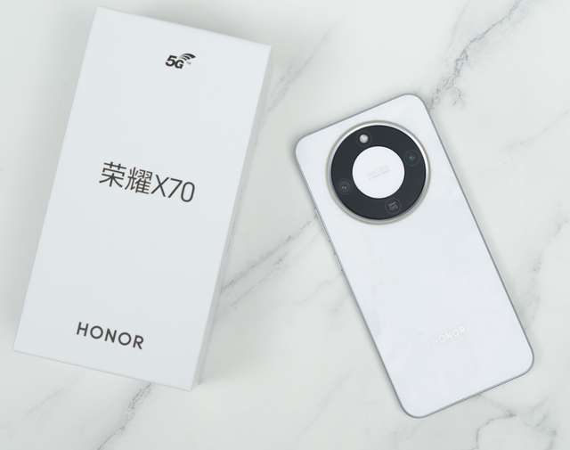 2025公认“续航最佳”的5款手机，入手无需太贵，512GB最高2549元