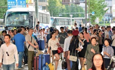 找到了高市早苗软肋，到目前，日本只求了中国一件事，惨惨兮兮！