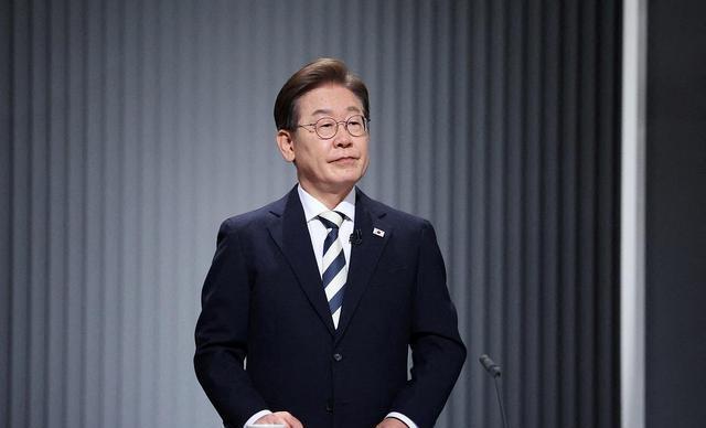 特朗普没想到，收到中方制裁令的李在明，第一时间喊中方手下留情