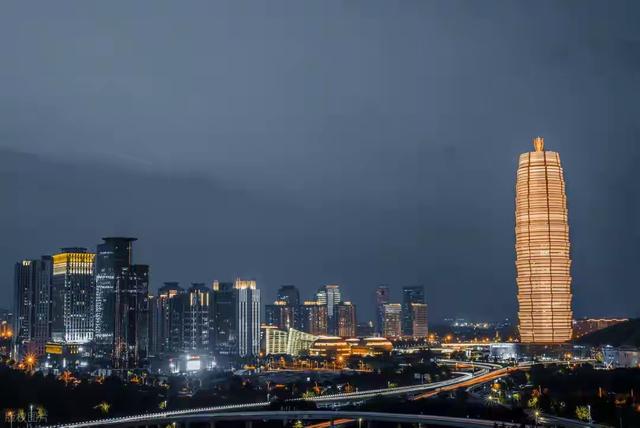 炸了！郑州顶流出圈，不踩雷吃玩攻略大公开