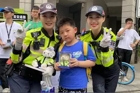 武汉交警的“520”告白：5处不在的平安，2话不说的守护，0距离的服务图片