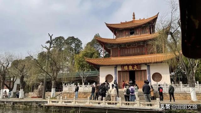 国庆不必远行！大观楼菊花瀑布美成仙境了！10月1日开幕→