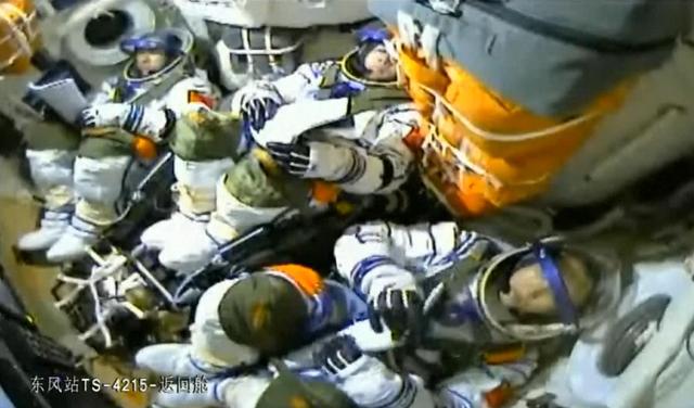 神舟二十一号成功发射！美国封锁失败，中国2030年前实现载人登月