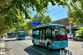 石家庄首批巡游公交上路，记者乘车体验：约个公交去上班图片