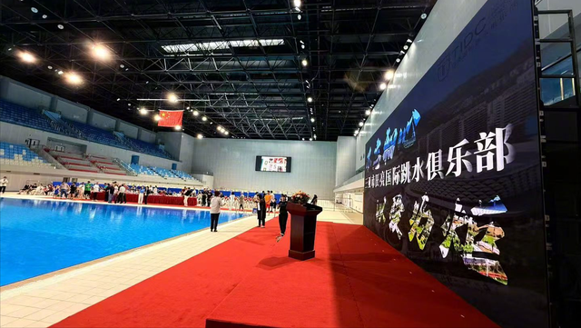 郭晶晶没想到，被国家队开除的田亮，如今以这种方式让人刮目相看