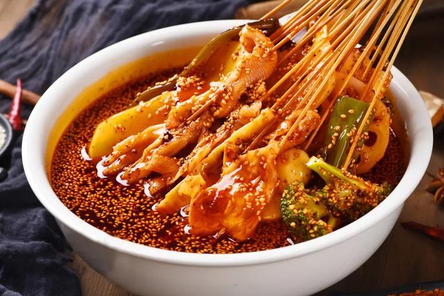 青山如黛，锦绣峨眉——峨眉山旅游攻略