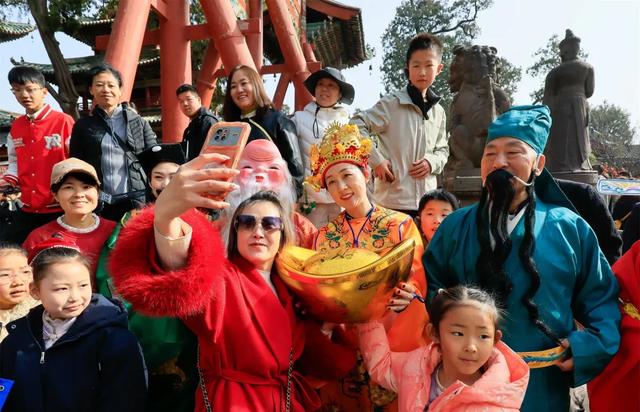 车马盈门!大年初五,运城各景区热闹非凡!