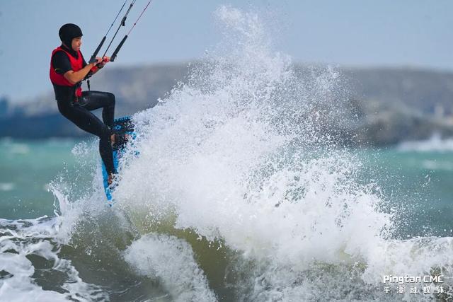 冠军选手：平潭无愧于“风筝冲浪圣地”的美誉