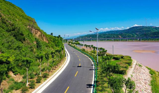 不止江湖恩怨!金庸为运城定制的旅游线,藏着中式浪漫