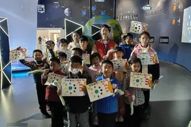 科技馆里元宵乐 “科学 + 文化” 沉浸式奇妙游图片