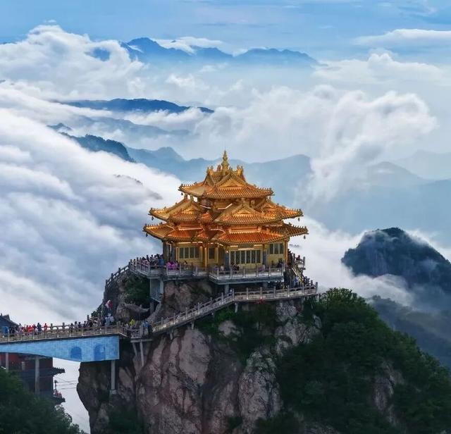 开学耗电太快，周末来老君山快速充电回血！