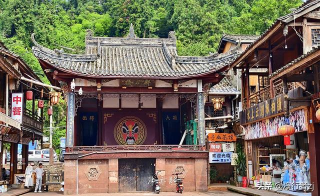 唐蕃古道上的古驿站，水墨山水里的上里镇