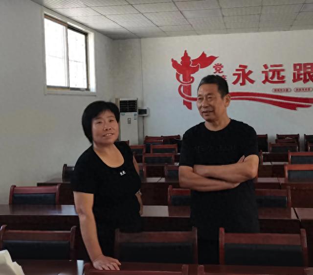 书画名家捐赠墨宝 助力乡村文化建设