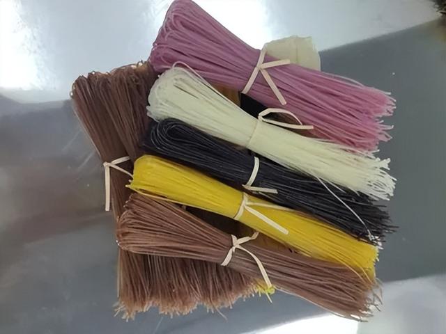 米线免费送！来蒙自赶街啦