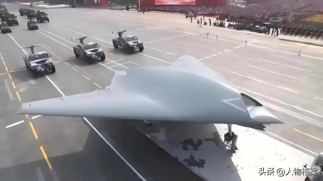 日本通告全球，中国不认栽，就驱逐外交官，话音刚落空军王炸来了