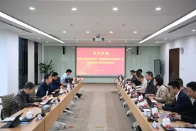 中核集团总经理助理、首席网络安全官孟琰彬一行调研核电运行研究院图片