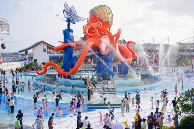 自贸港的三亚回响：三亚红色娘子军演艺公园的文化新叙事