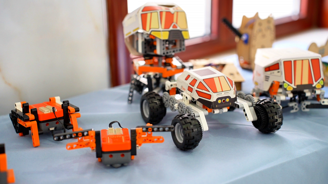 东丽区启动“人工智能+”试点校建设 赋能科学教育高质量发展