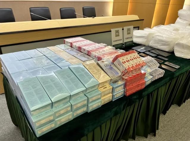 卖淫集团被端，120人落网！查获安全套超10000个、润滑剂、床单等