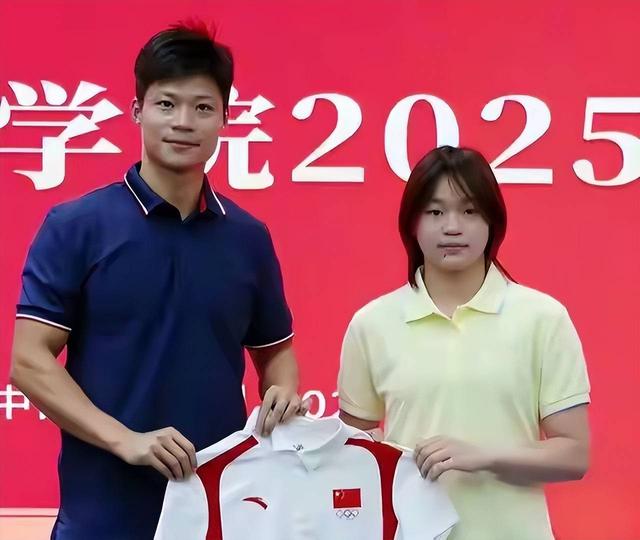 央视专访这次，陈芋汐毫不掩饰野心，一句话公开给全红婵提了个醒