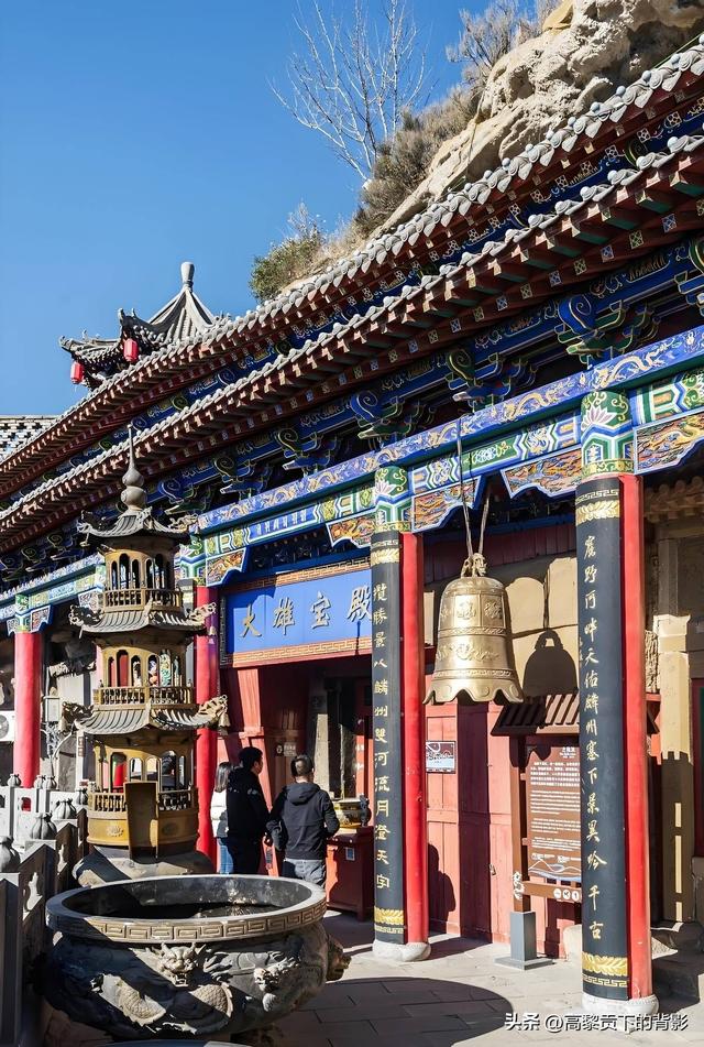 神木二郎山游记：驼峰峭壁寻古庙，一笔架起天地间