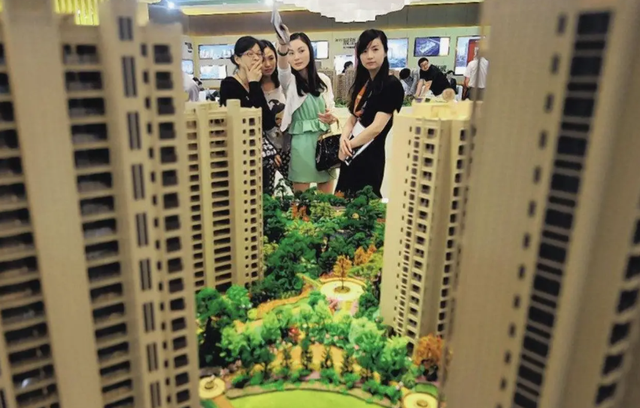 王健林的预言又准了！2026年的房价如何，已经出现4个迹象