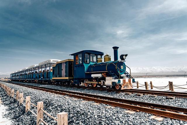 天空之镜最出名三个景点