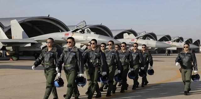 战争一旦爆发，中国3000架飞机根本上不了场？俄专家讲出了真相