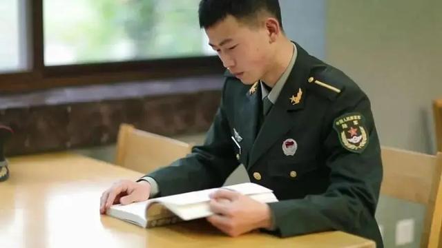 毛东东,现在是什么军衔?