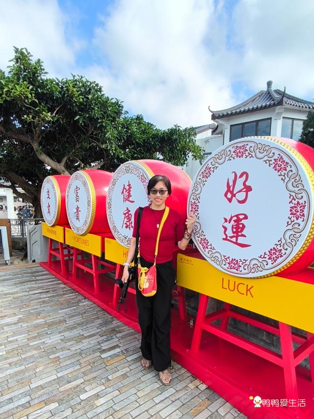 香港昂坪360全攻略：25分钟高空揽山海，登顶全球最大户外青铜佛