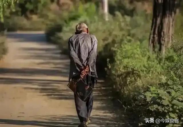 辽宁酒后杀朋友后续：警方通报，网友曝两人是发小，家里只剩父亲