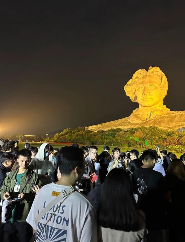 国庆旅游即将最堵的20大景点，看看有你的目的地吗？