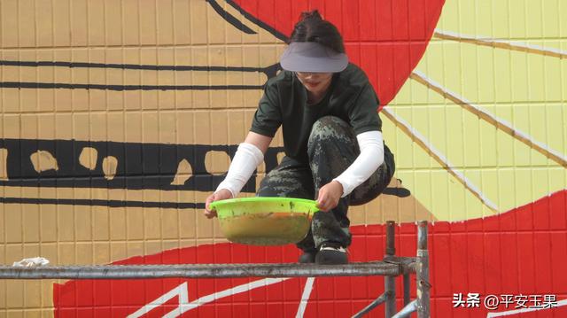 东方红，我拿什么来爱你（下）东方红小镇的“魅力”