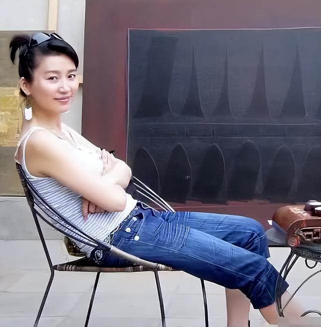 善恶终有报，57岁央视女主持王小丫，原来早已经走上另一条大路