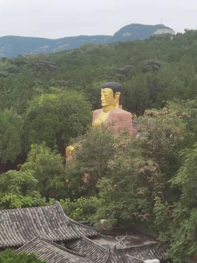 自由行：遊济南千佛山。