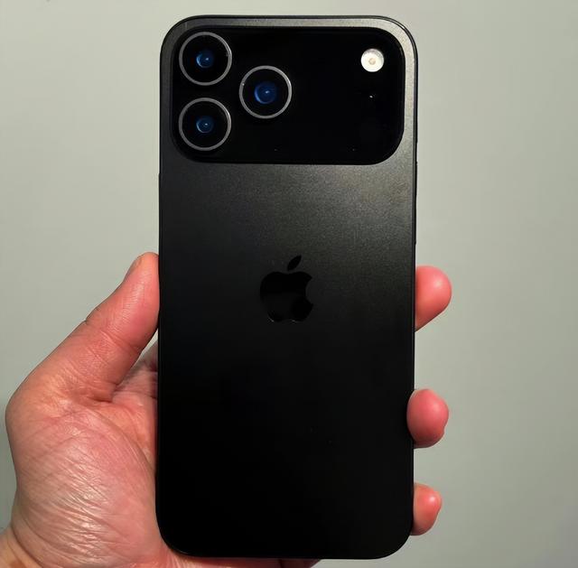 iPhone 17系列四款手机，有惊喜有失望，哪款最值得买？