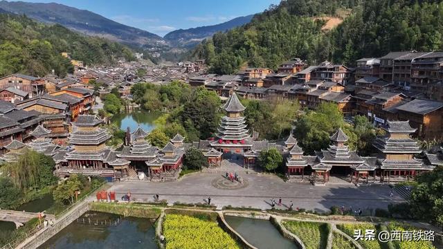 经这个“第一站”，可以看到不一样的风景