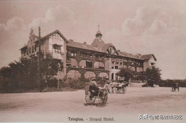 海水浴场音乐亭，100多年前德国海军军乐队每周在这里演奏